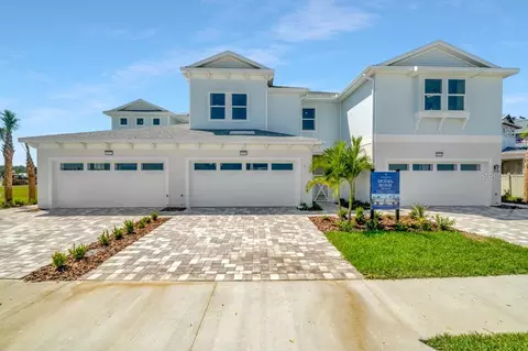 7979 Avon Dive Ct, Wesley Chapel, FL 33545