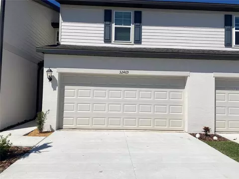 32469 Limitless Pl, Wesley Chapel, FL 33545