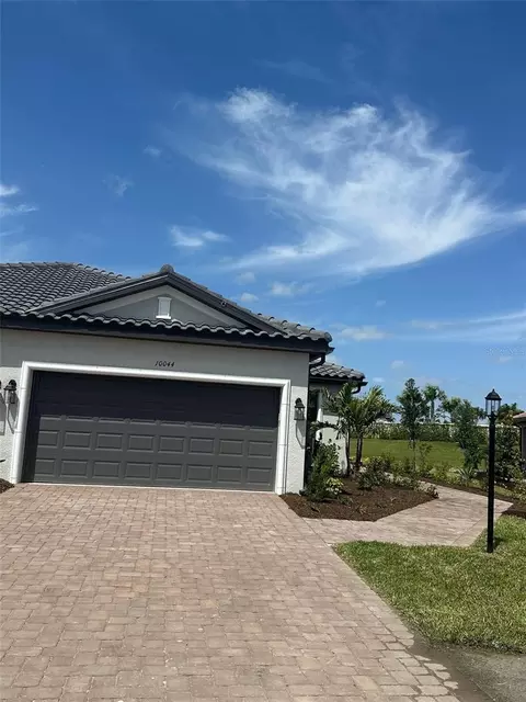 10044 Morning Mist Ln, Sarasota, FL 34241