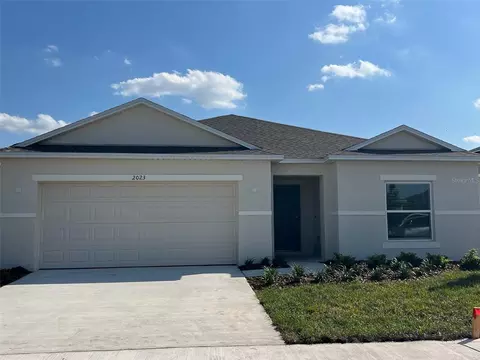 2023 Rosewood Cir, Lakeland, FL 33811