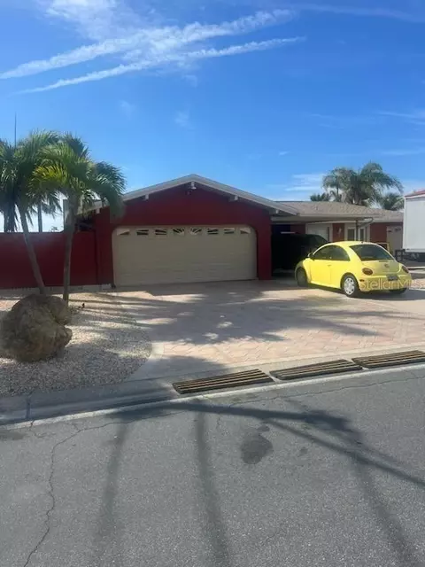 602 55th Ave, Saint Pete Beach, FL 33706