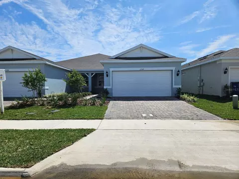 2744 Summer Retreat Ln, Kissimmee, FL 34744