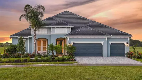 21237 Holmes Cir, Venice, FL 34293