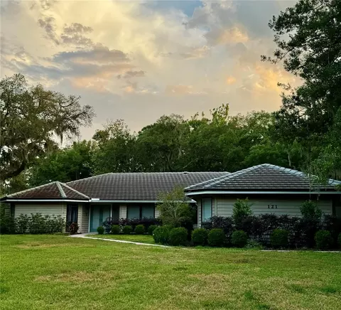 121 E Greentree Ln, Lake Mary, FL 32746