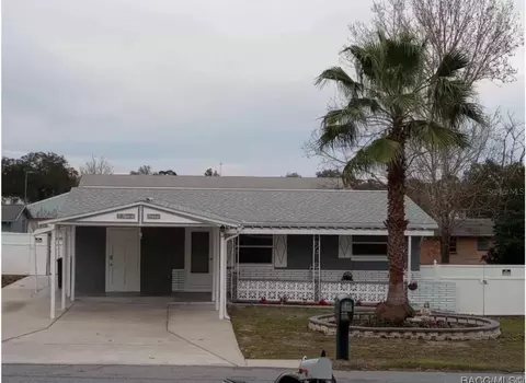 3 Daniel St, Beverly Hills, FL 34465