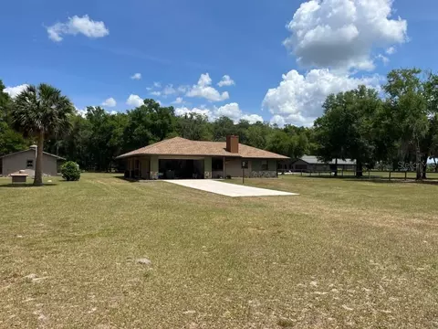 587 Cr 481w, Lake Panasoffkee, FL 33538