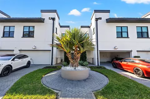 4210 W North A St #5, Tampa, FL 33609
