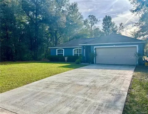 558 W Bluster Pl, Dunnellon, FL 34434
