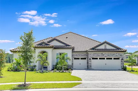 1860 Cattle Baron Dr, Lithia, FL 33547
