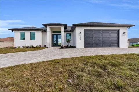 1904 S Gator Cir, Cape Coral, FL 33909