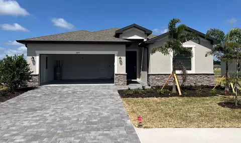 1877 Crossvine Ct, Port Charlotte, FL 33953