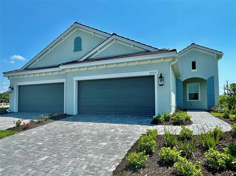 8069 Scarletbush Dr, Sarasota, FL 34240