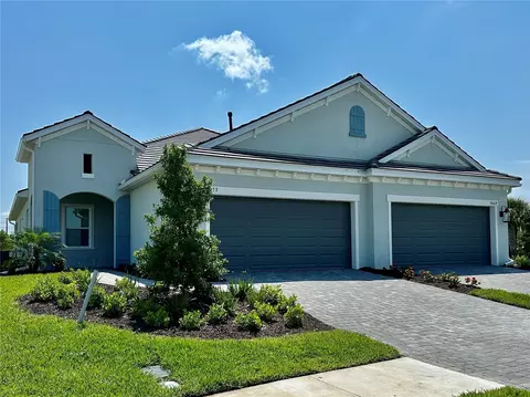 8073 Scarletbush Dr, Sarasota, FL 34240