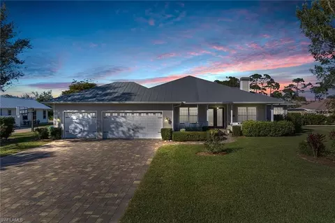 1921 Piccadilly Cir, Cape Coral, FL 33991