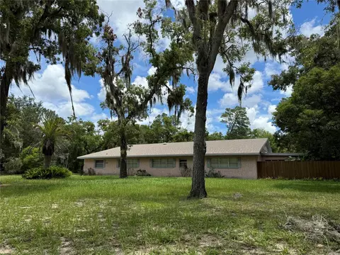 8120 Tanglewood Dr, New Port Richey, FL 34654