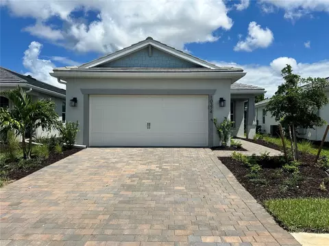 10374 Abaco Falls Dr, Englewood, FL 34223