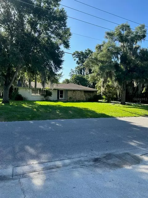 3205 Union St, Zellwood, FL 32798