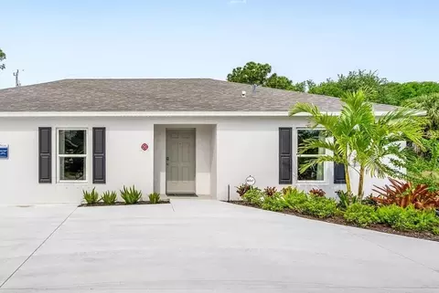 132 Sparrow Ct, Kissimmee, FL 34759