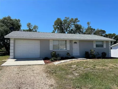 106 1st St E, Nokomis, FL 34275