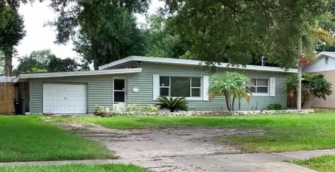 1524 Overlook Rd, Belle Isle, FL 32809