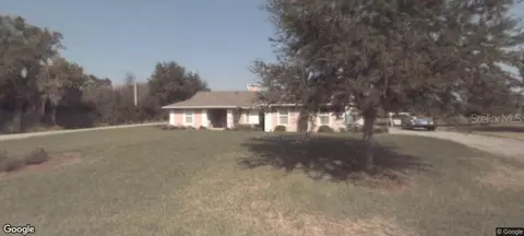 5011 Robin Dr, Fruitland Park, FL 34731