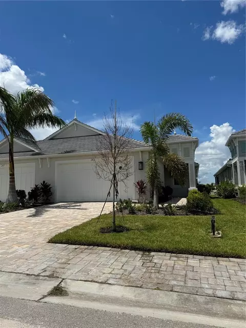 243 Okeeffe Cir, Bradenton, FL 34212