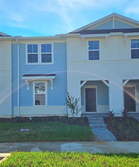 1268 Blue Island Dr, Clermont, FL 34714