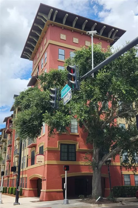 911 N Orange Ave #338, Orlando, FL 32801