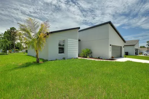 4709 Flint Dr, North Port, FL 34286