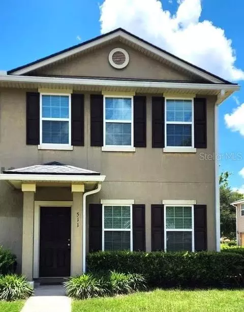 511 Sherwood Oaks Dr, Orange Park, FL 32073