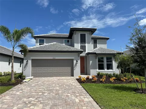 17622 Savory Mist Cir, Bradenton, FL 34211