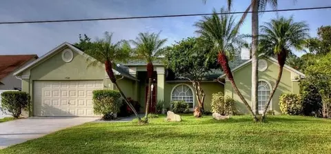 1521 Barber St, Sebastian, FL 32958