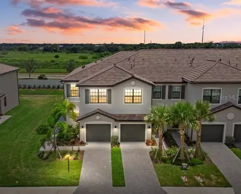 15015 Sunny Day Dr, Bradenton, FL 34211
