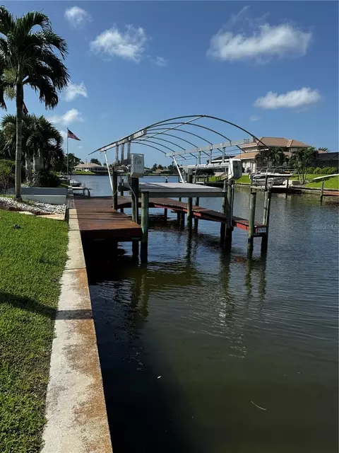 3234 SE 2nd Ave, Cape Coral, FL 33904