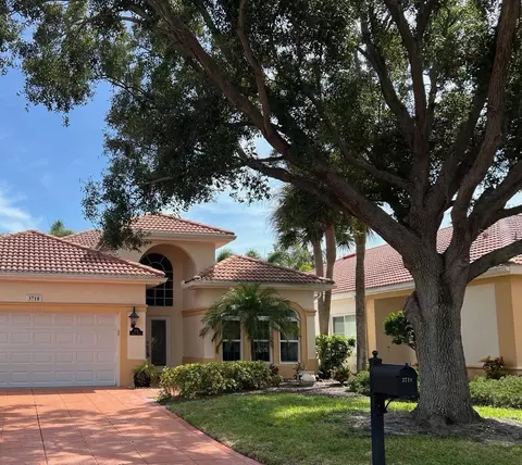 3718 Cadbury Cir #53, Venice, FL 34293