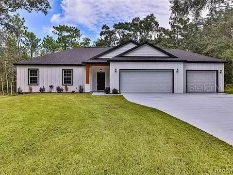 755 W National St, Hernando, FL 34442
