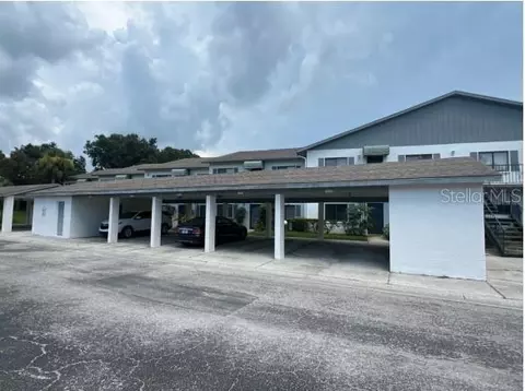 6652 River Run Blvd #6652, Weeki Wachee, FL 34607