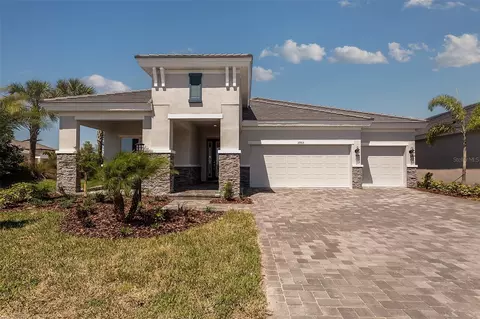 17585 Glistening Ct, Venice, FL 34293