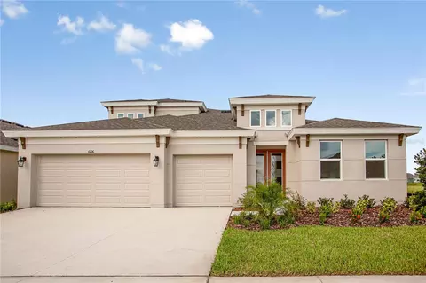 10151 Meadowrun Dr, Lithia, FL 33547