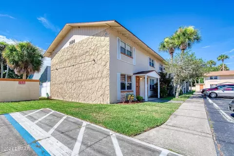 1600 S Palmetto Ave #101, South Daytona, FL 32119