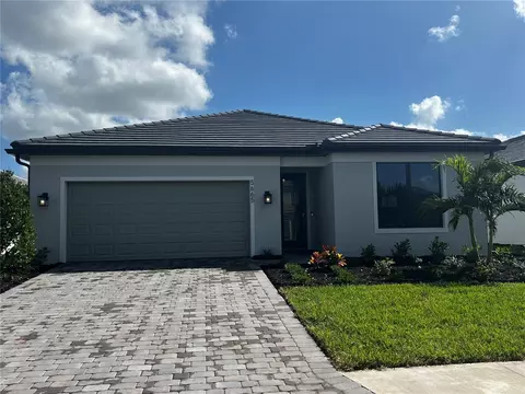 5665 Silverside Pine Ct, Bradenton, FL 34211