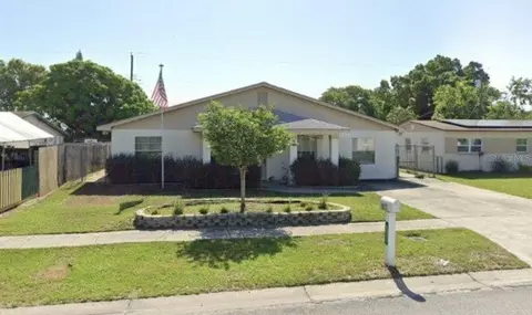 4923 Town N Country Blvd, Tampa, FL 33615