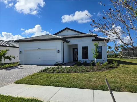 6029 Silver Grass Ct, Nokomis, FL 34275