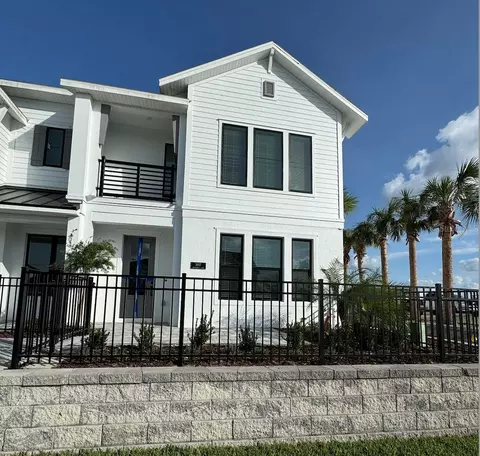 1607 Springwell Ln, Sarasota, FL 34240