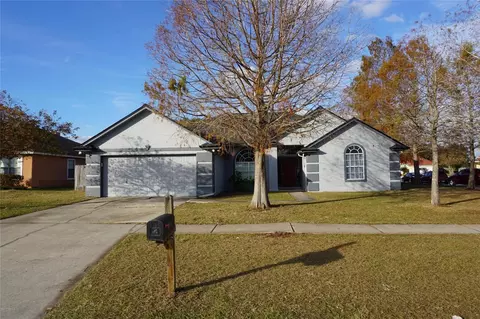 3194 Fox Squirrel Dr, Orange Park, FL 32073