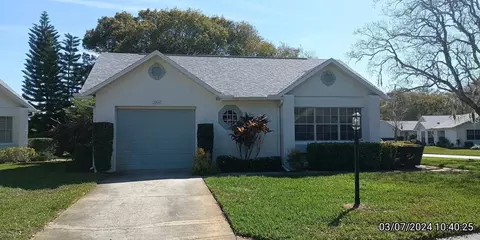 11602 Biarritz Dr, Port Richey, FL 34668