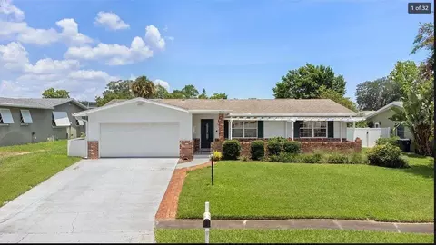 2562 Longwood Ct, Titusville, FL 32780