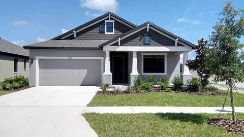 34885 Mulrion Dr, Zephyrhills, FL 33541