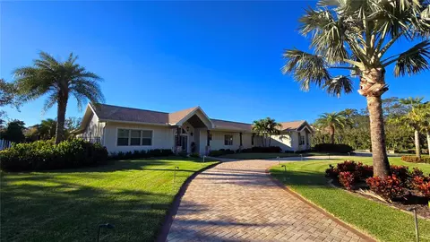 2121 Meadow Brook Dr, Clearwater, FL 33759