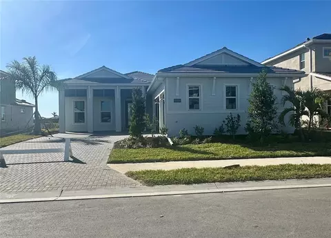 17908 Palmiste Dr, Bradenton, FL 34202
